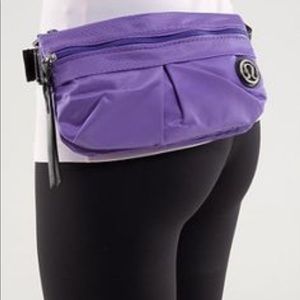 Lululemon waist bag